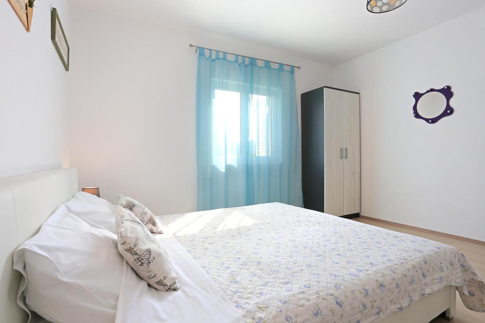 Seaside Holiday House Poljica, Trogir - 5161 Marina Room photo